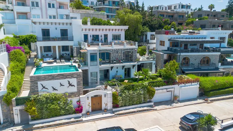 Villa Privée 6+1 avec Vue Pleine Mer et Piscine à Yalıkavak Dirmil | KW Platine Mixte